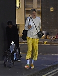 003.jpg