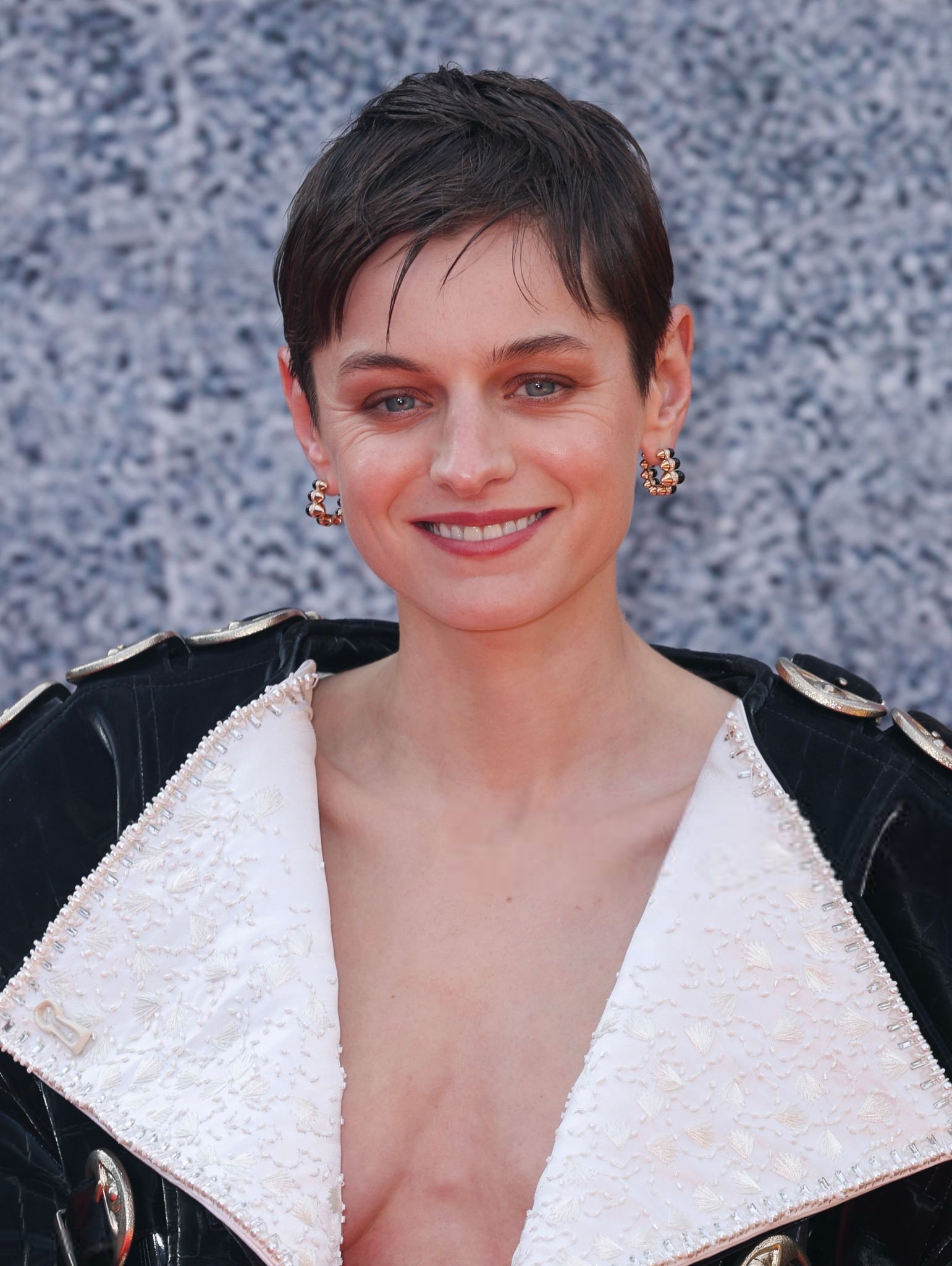 196.jpg 196.jpg